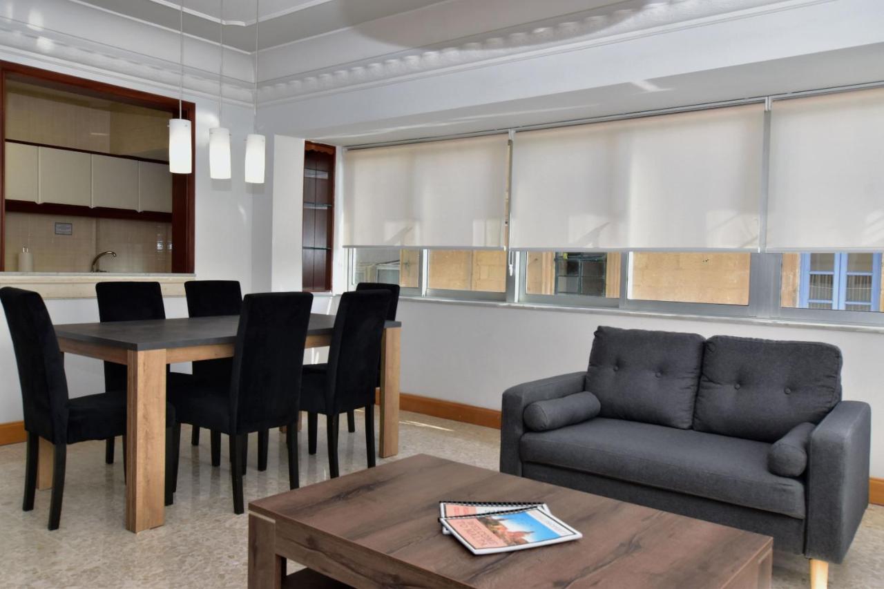 2 Bedroom, Central And Spacious Apartment With Sea View - 2 Msida Ngoại thất bức ảnh